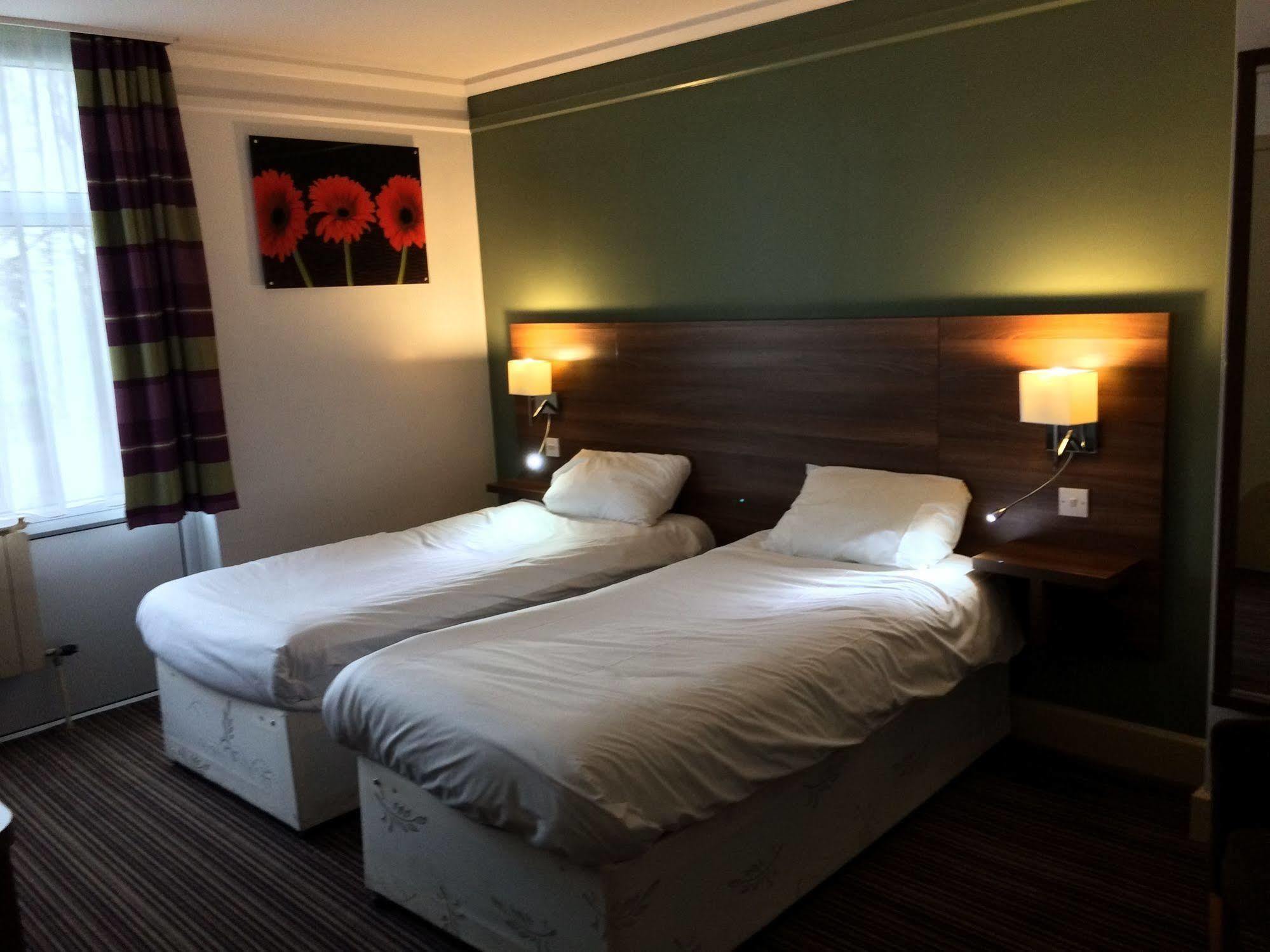 South Milford Yorkshire Gateway Hotel מראה חיצוני תמונה