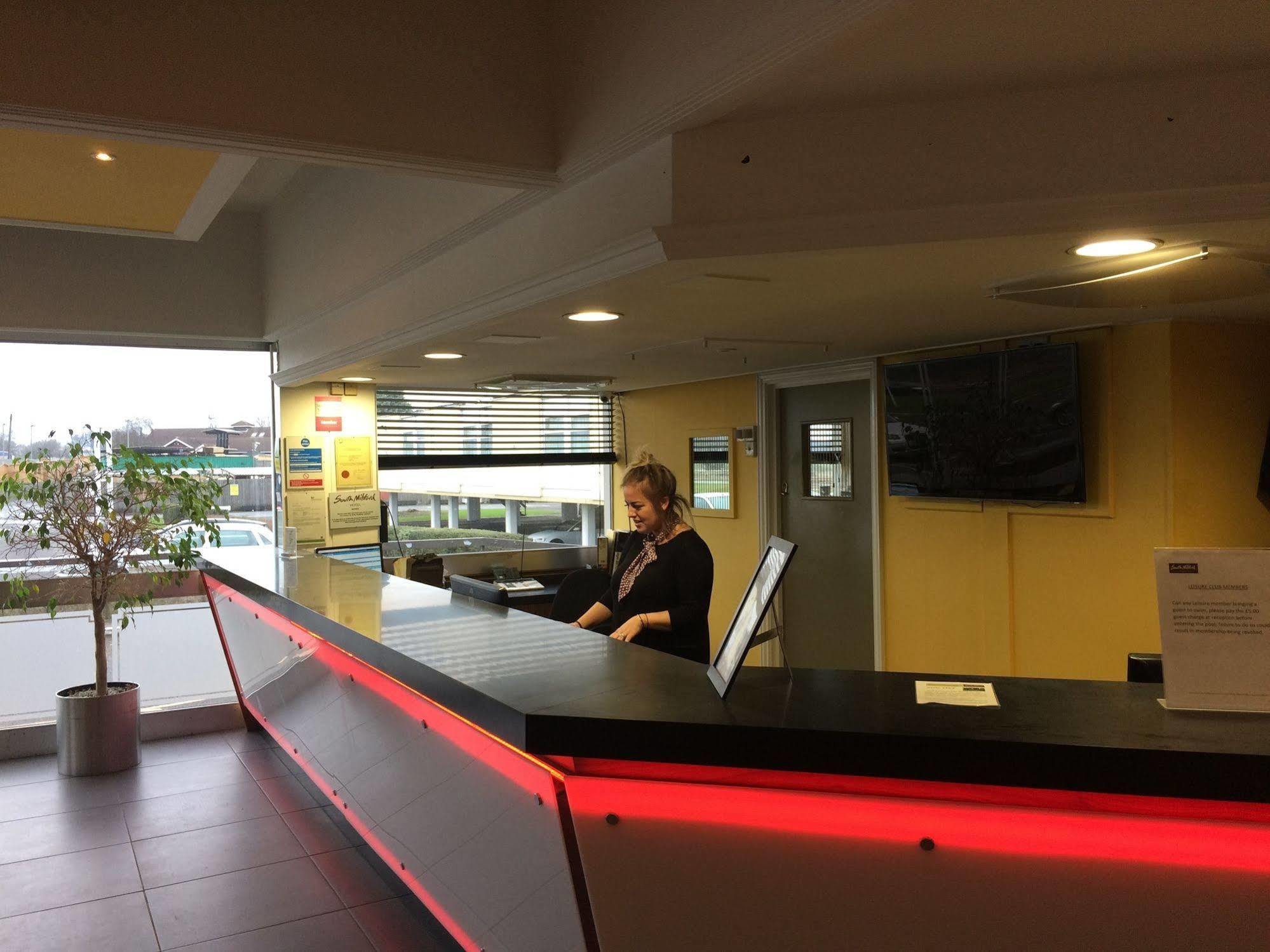 South Milford Yorkshire Gateway Hotel מראה חיצוני תמונה